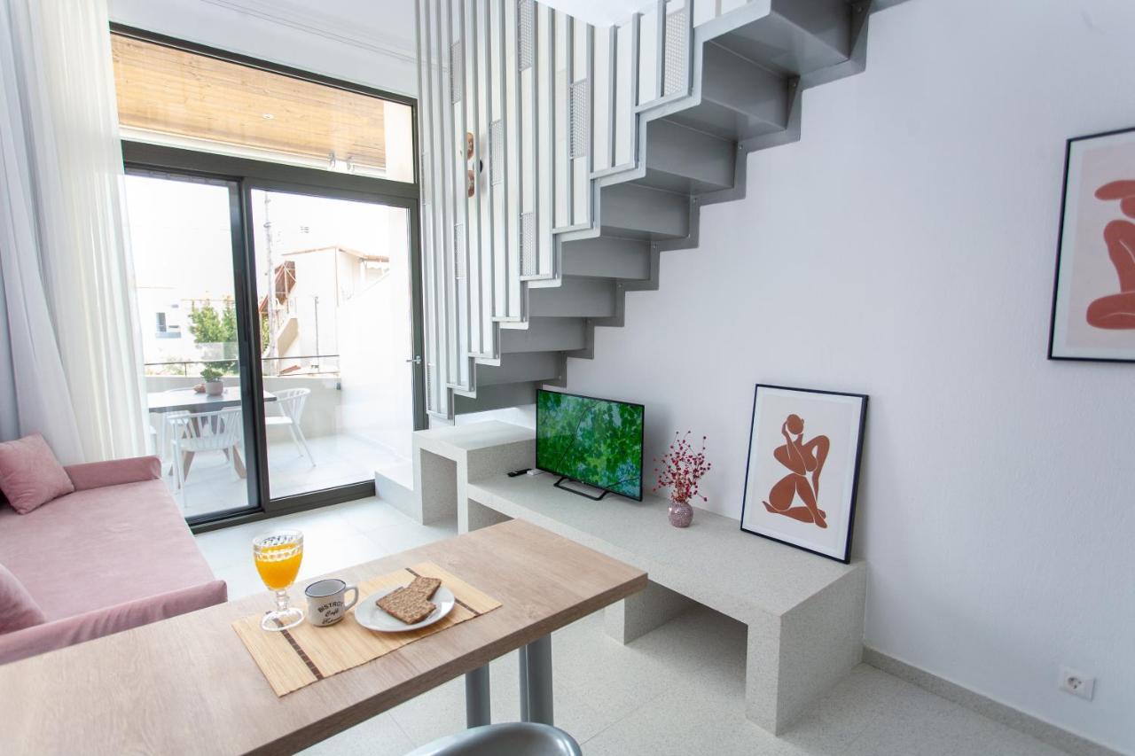Aella Apartments Nikíti Eksteriør bilde