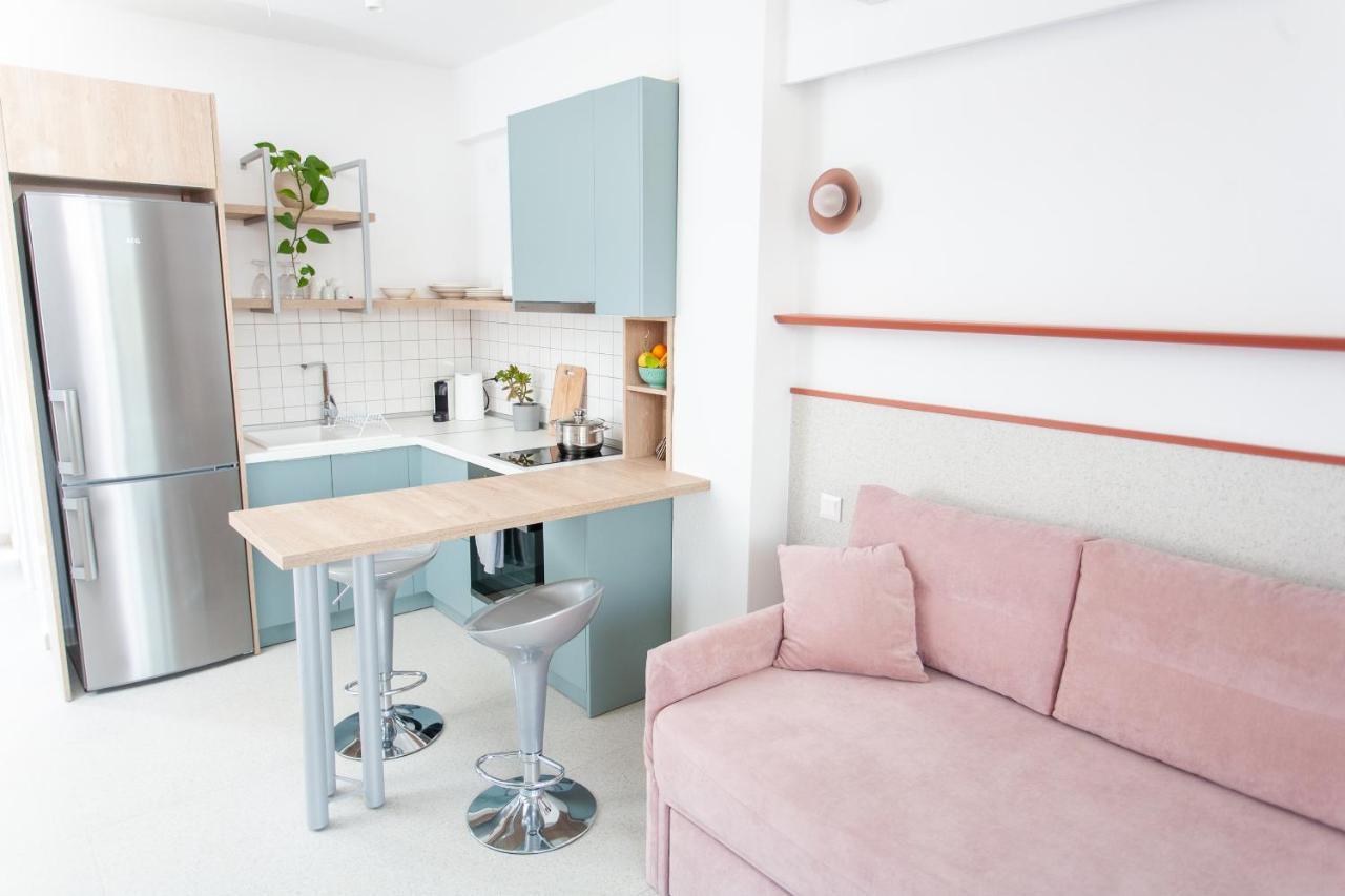 Aella Apartments Nikíti Eksteriør bilde