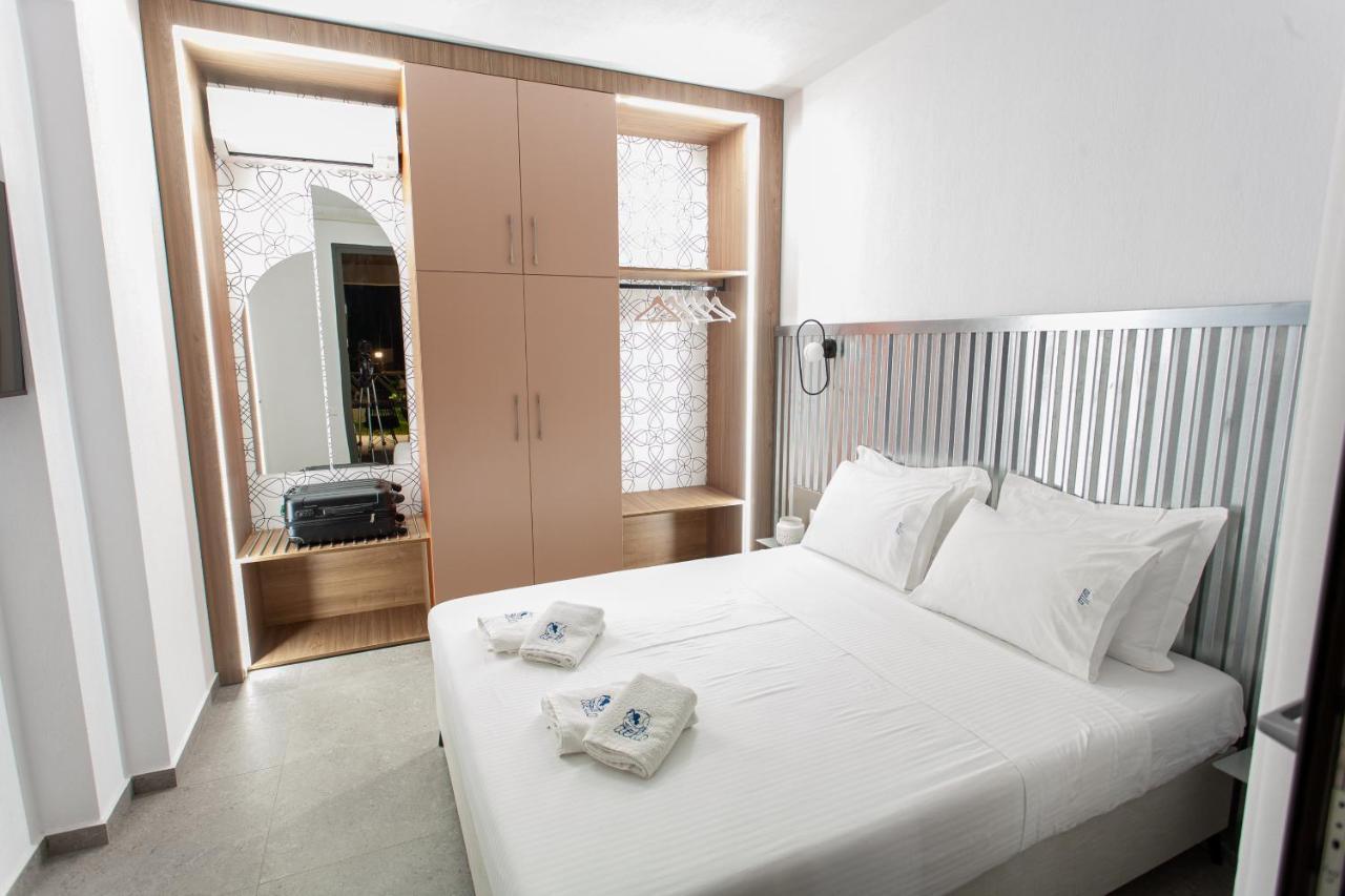 Aella Apartments Nikíti Eksteriør bilde